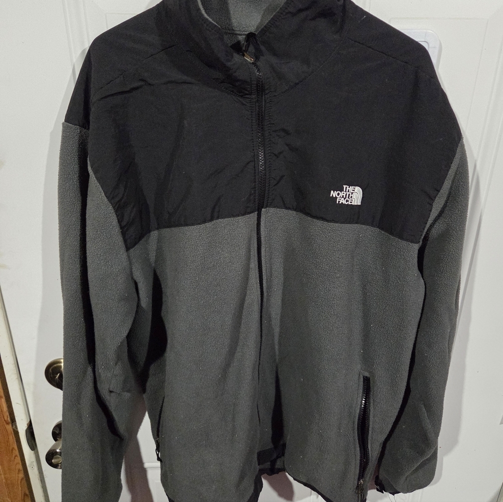 The North Face Men's Dual-Tone Performance Jacket